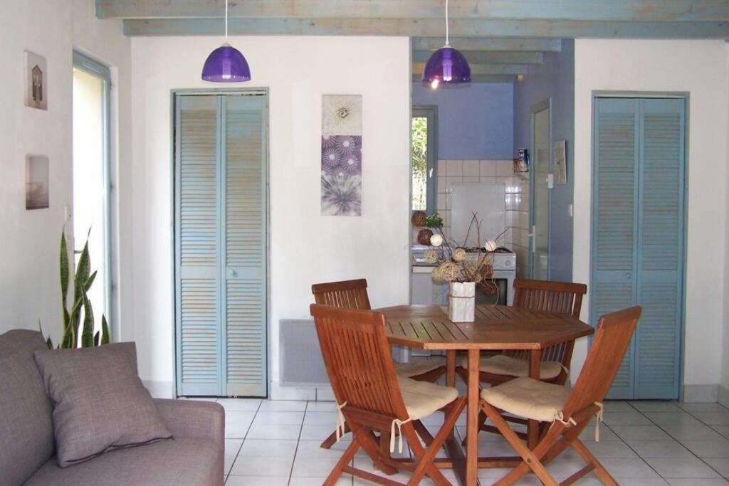Maison Avec Jardin Clos. Animaux Acceptes - Wifi - Proche Plages De La Trinite Sur Mer Et Carnac エクステリア 写真